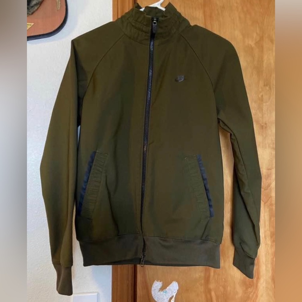 Women’s Nike Jacket